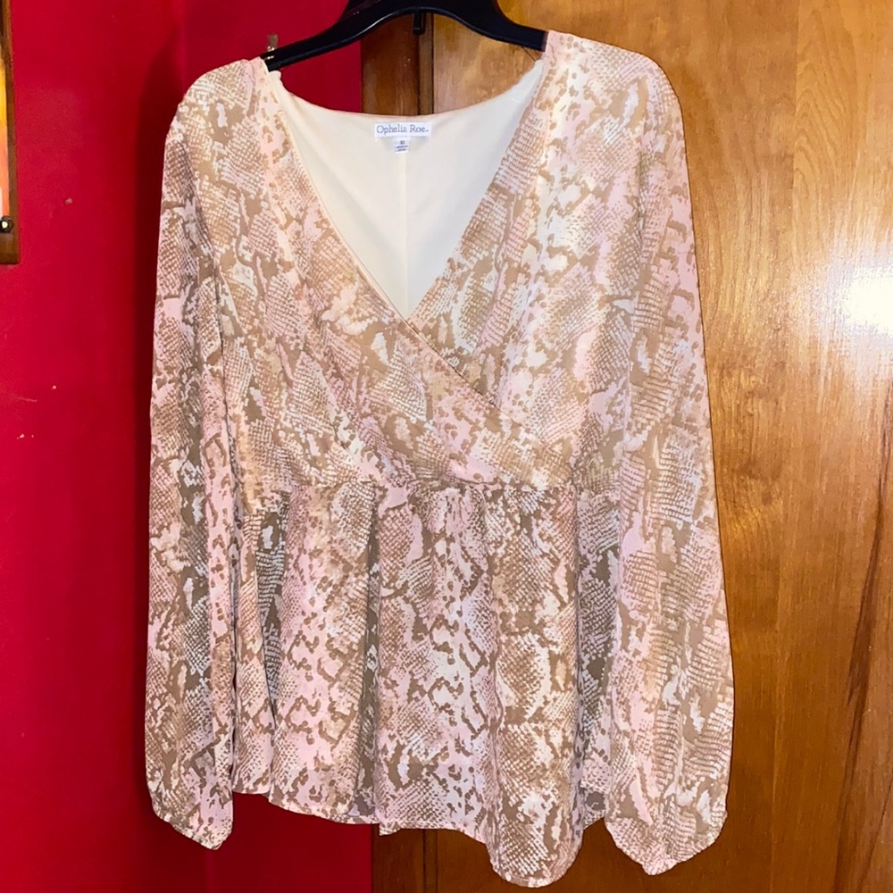 New without tags dressy snakeskin print